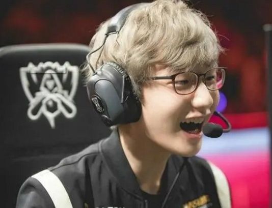 多位选手及 多位选手及