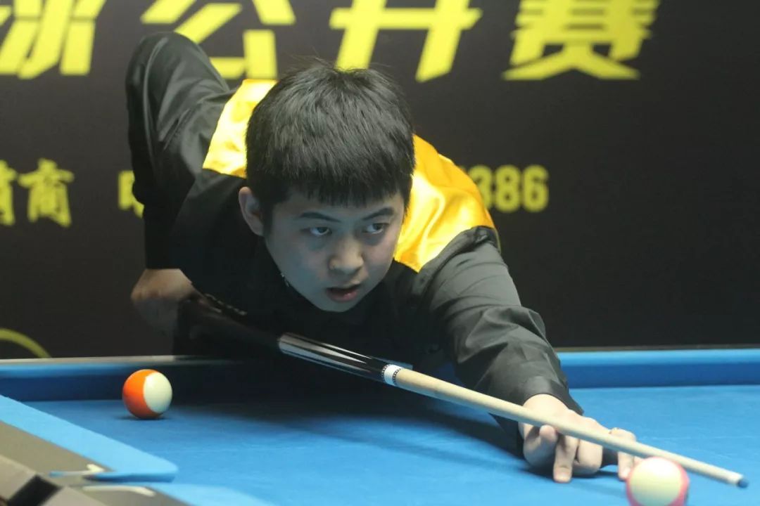 年第一冠 年第一冠