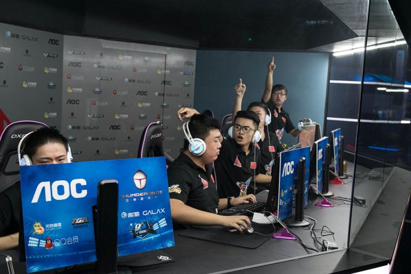 是吸引了无 是吸引了无