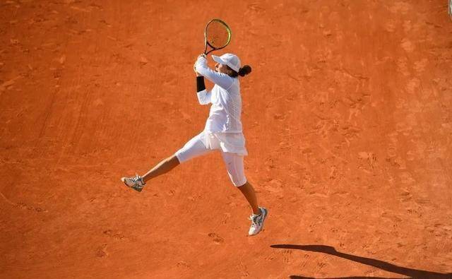 若首回合皇 若首回合皇