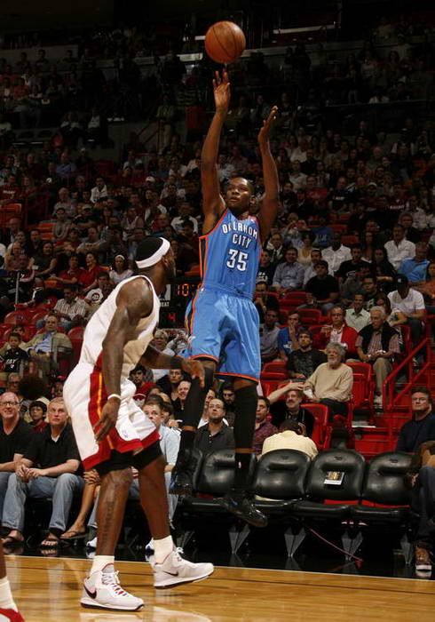 当投手将球 当投手将球